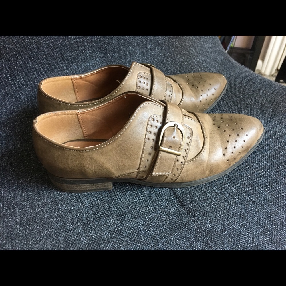 Qupid menswear style pointed toe loafers